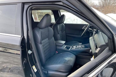 2025 Mitsubishi Outlander PHEV SE