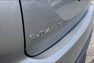 2026 Mitsubishi Outlander PHEV SE