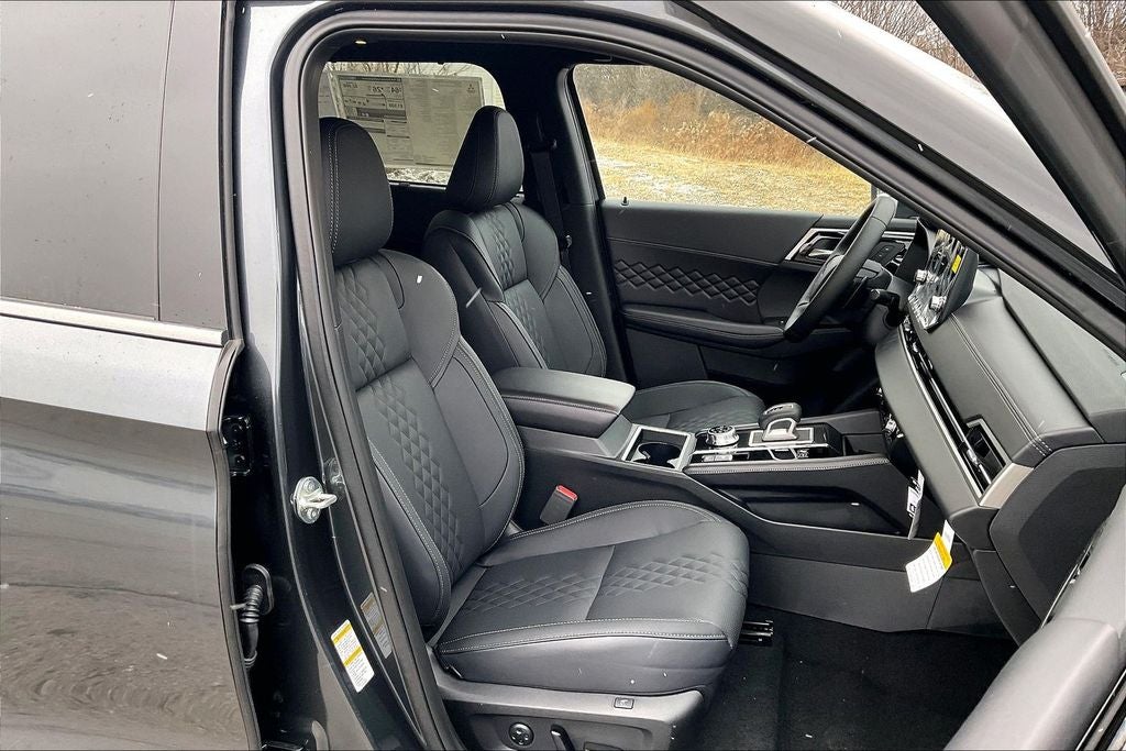 2025 Mitsubishi Outlander PHEV SEL Black Edition