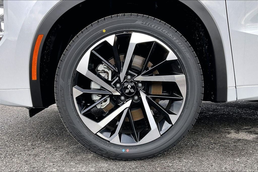 2025 Mitsubishi Outlander PHEV SEL