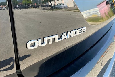 2025 Mitsubishi Outlander PHEV SEL Platinum Edition