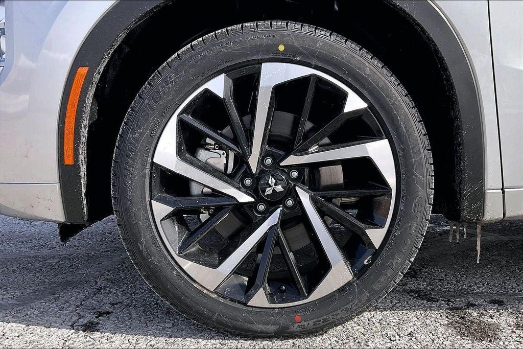 2025 Mitsubishi Outlander PHEV SEL