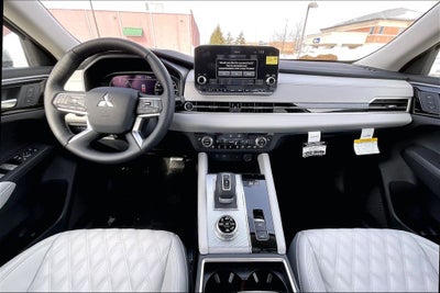 2025 Mitsubishi Outlander PHEV SEL
