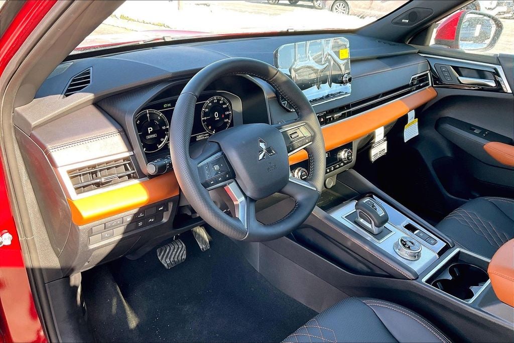 2025 Mitsubishi Outlander PHEV SEL