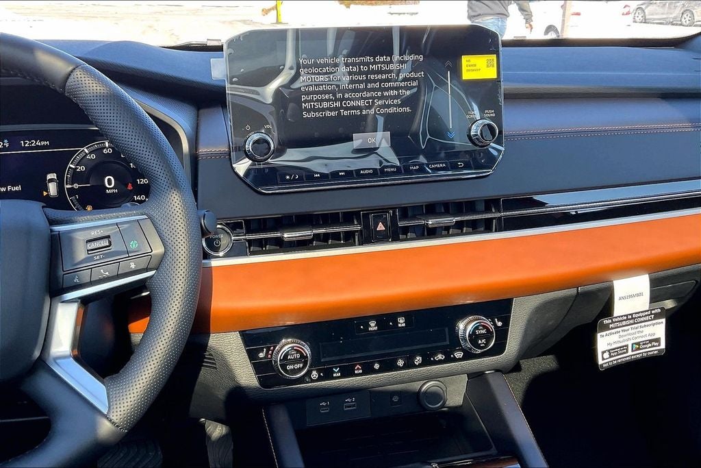 2025 Mitsubishi Outlander PHEV SEL