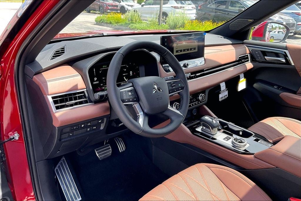 2026 Mitsubishi Outlander PHEV SEL