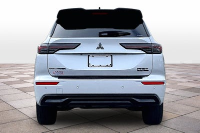 2026 Mitsubishi Outlander PHEV SEL