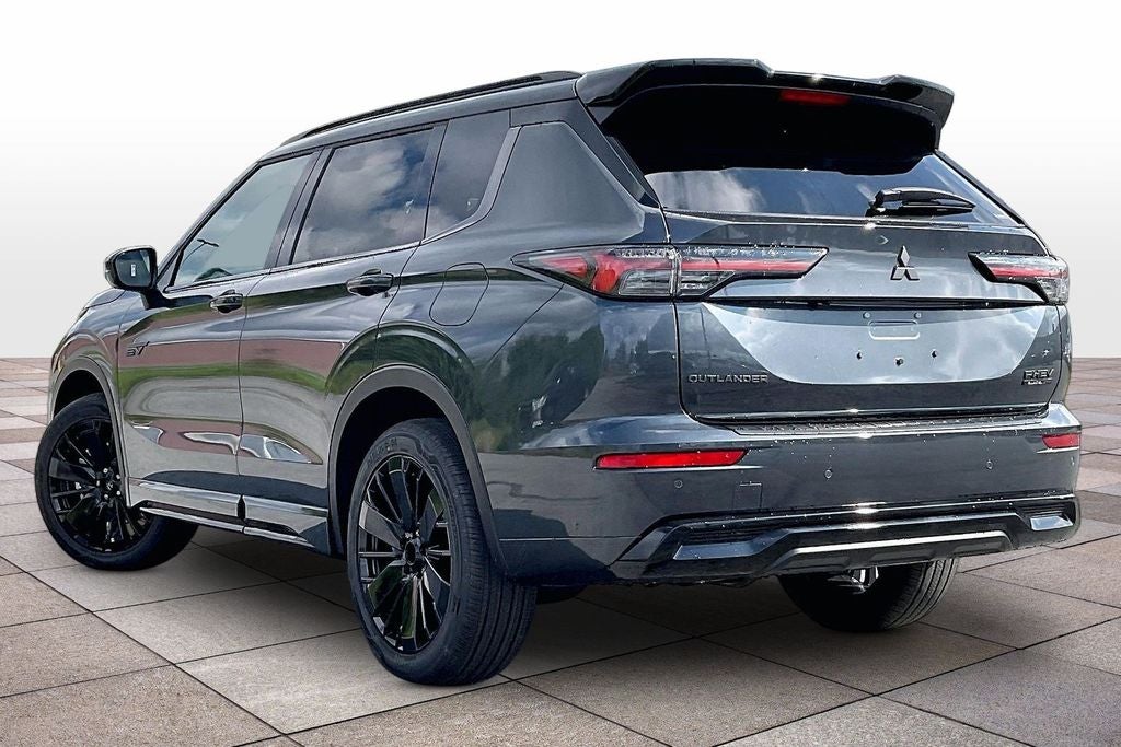 2026 Mitsubishi Outlander PHEV SEL