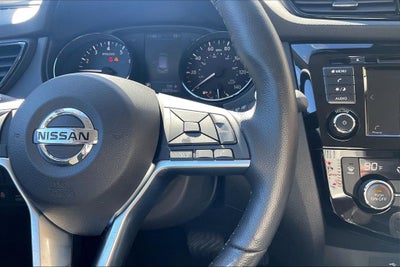 2022 Nissan Rogue Sport SV