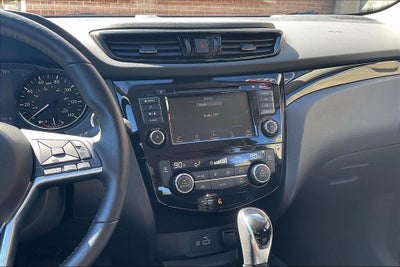 2022 Nissan Rogue Sport SV