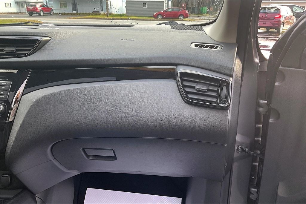 2022 Nissan Rogue Sport SL Premium