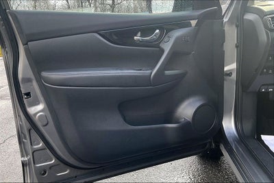 2022 Nissan Rogue Sport SL Premium