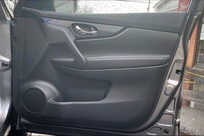 2022 Nissan Rogue Sport SL Premium