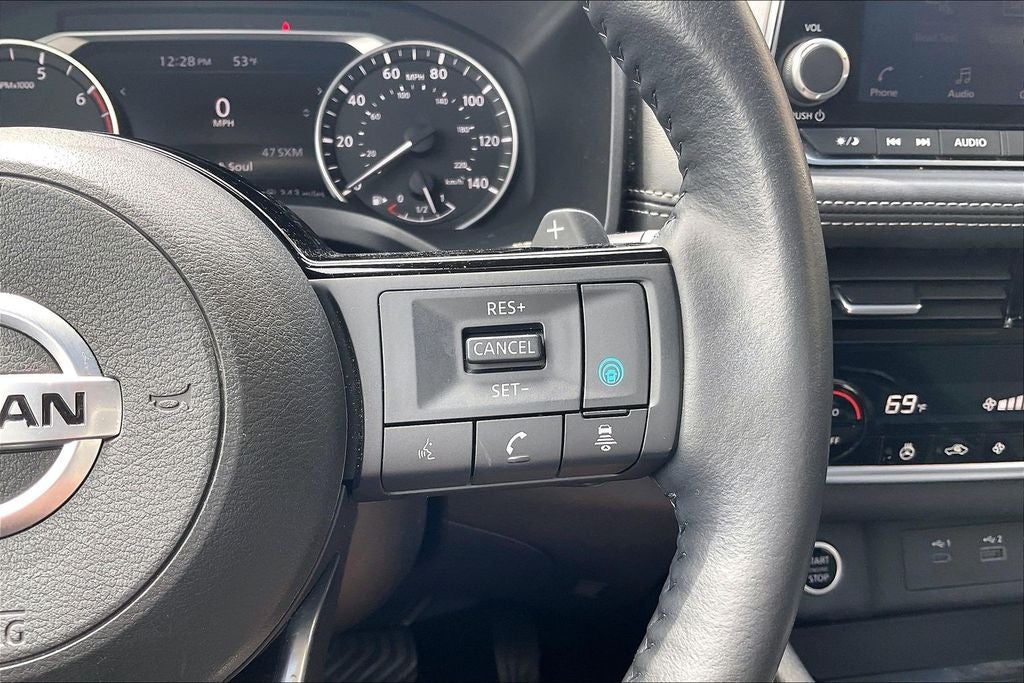 2021 Nissan Rogue SV Premium
