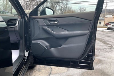 2023 Nissan Rogue SV Premium