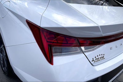 2025 Hyundai Elantra Hybrid Limited