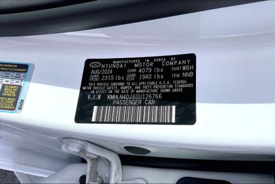 2025 Hyundai Elantra Hybrid Limited