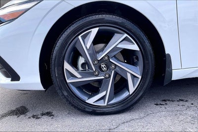 2025 Hyundai Elantra Hybrid Limited