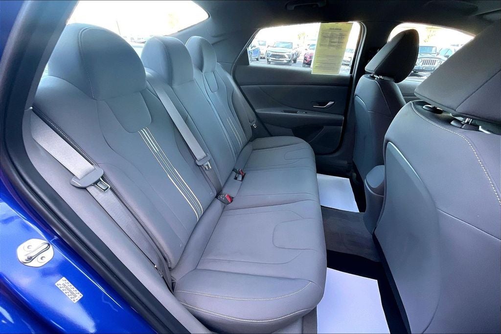 2023 Hyundai Elantra SEL Convenience