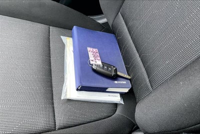 2025 Hyundai Venue SE