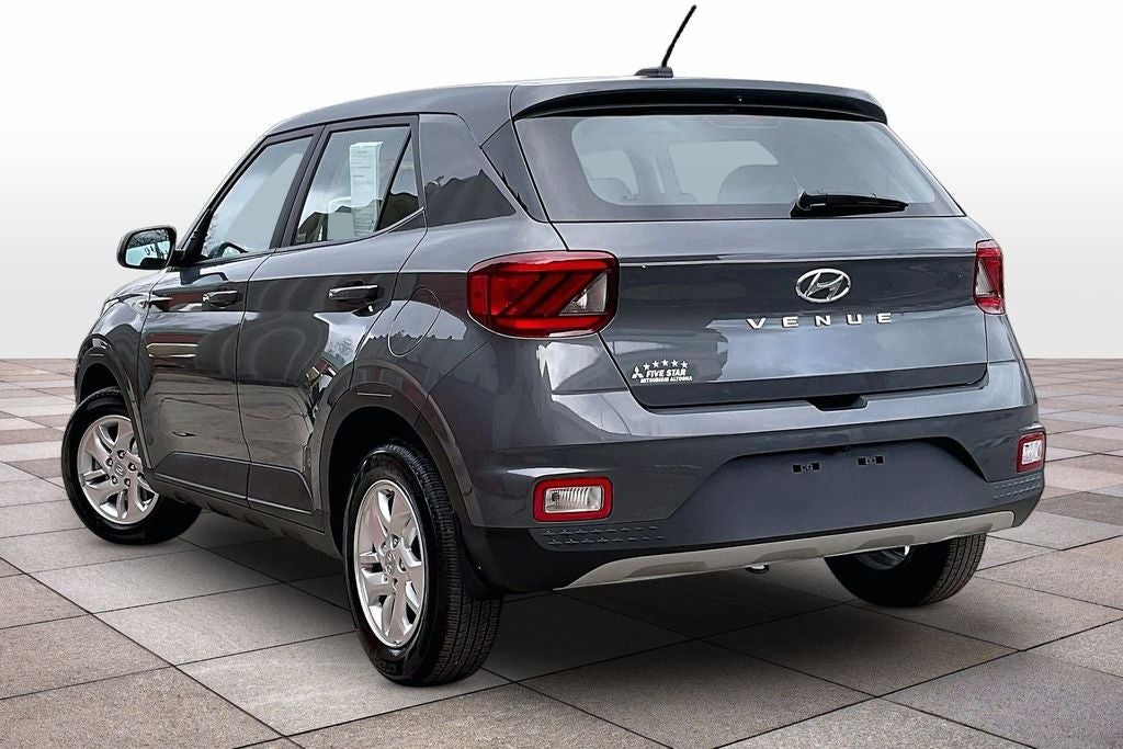 2025 Hyundai Venue SE