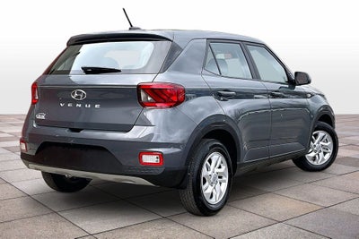 2025 Hyundai Venue SE