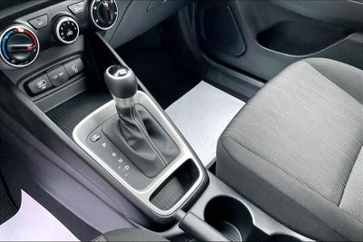 2025 Hyundai Venue SE