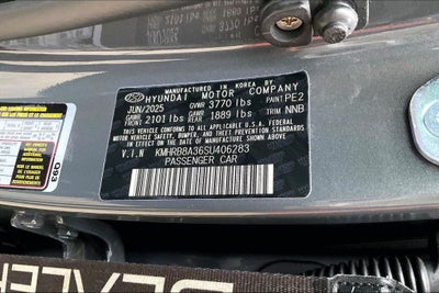 2025 Hyundai Venue SE