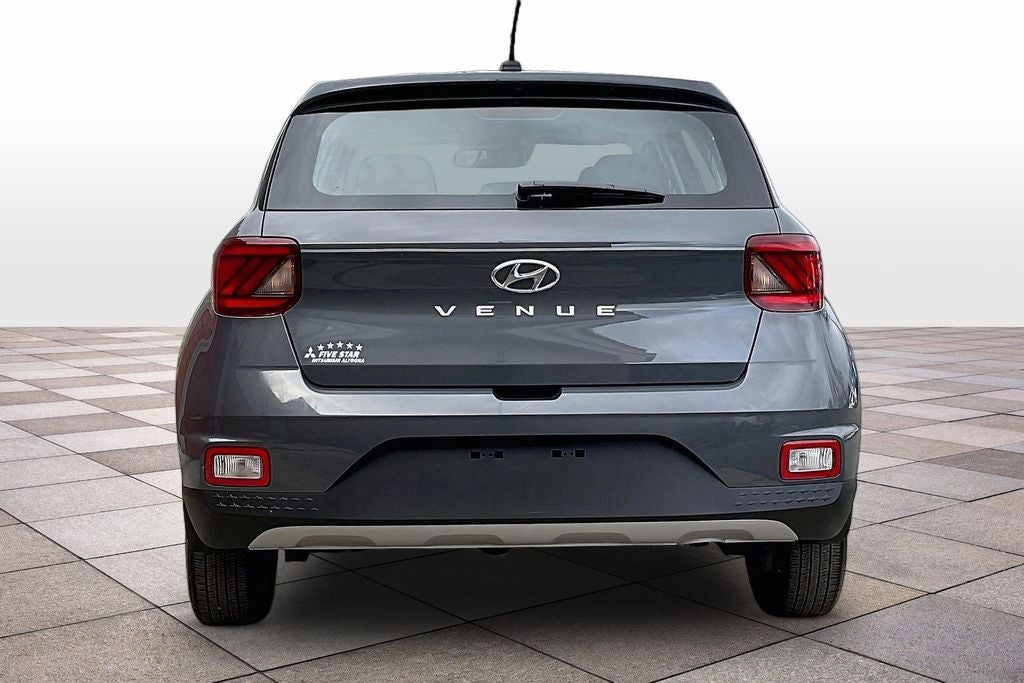 2025 Hyundai Venue SE