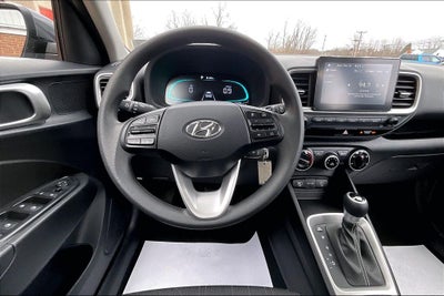 2025 Hyundai Venue SE