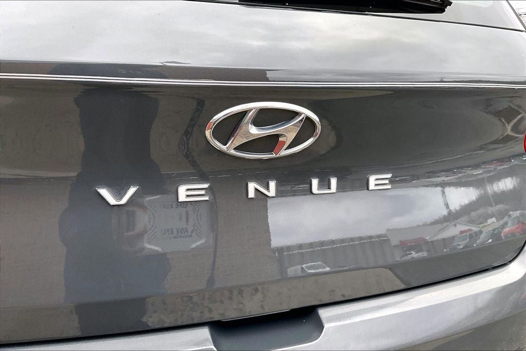 2025 Hyundai Venue SE