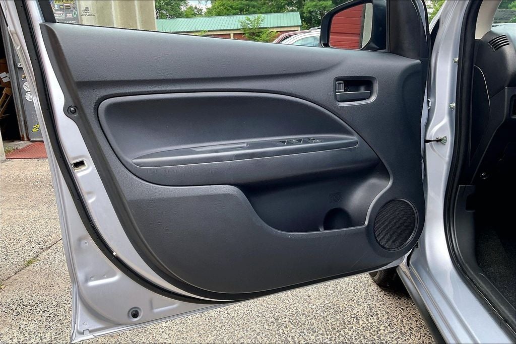 2023 Mitsubishi Mirage G4 ES
