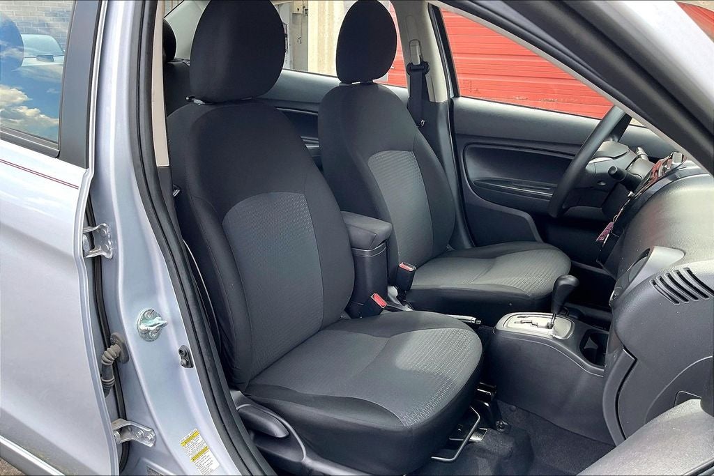 2023 Mitsubishi Mirage G4 ES