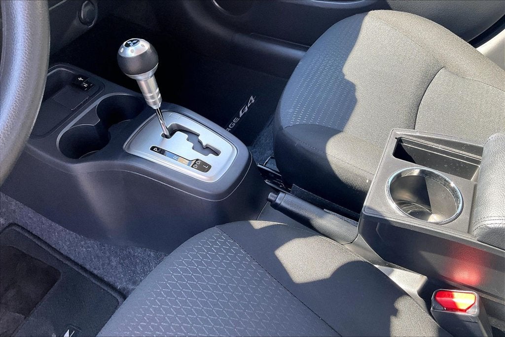 2024 Mitsubishi Mirage G4 ES